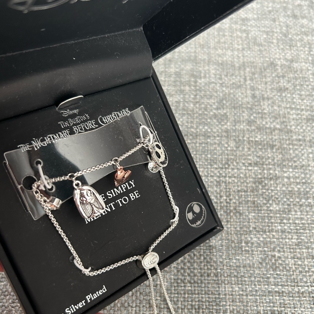 Disney Nightmare Before Christmas Bracelet - Picture 4 of 9